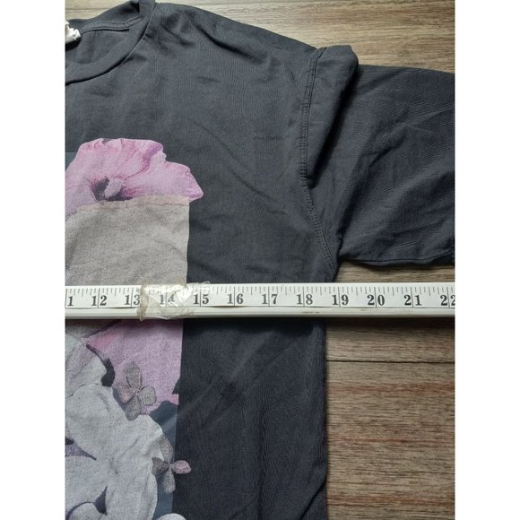 H&M Helena Christensen size Small t-shirt - Picture 7 of 7